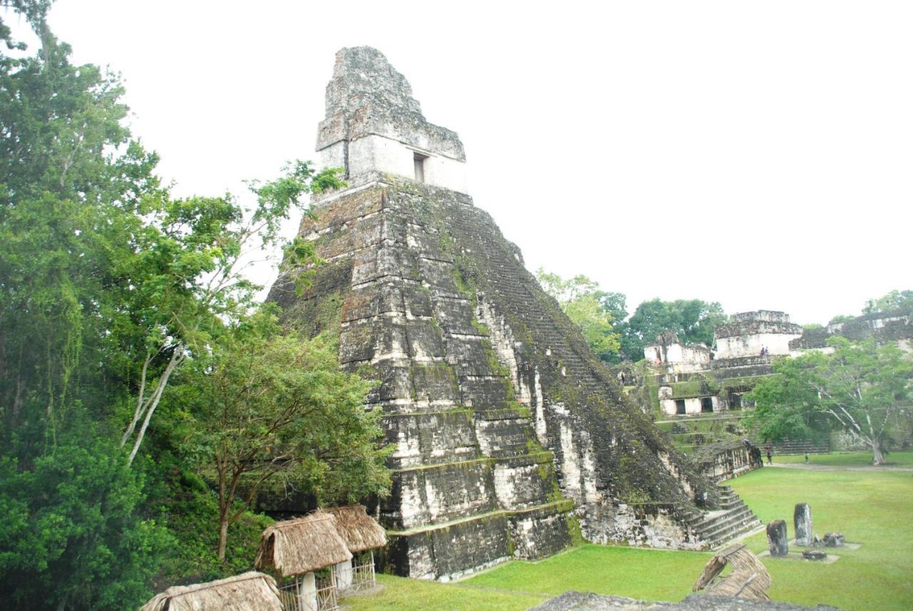 Peten Esplendido ฟลอเรส ห้อง รูปภาพ